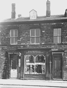 12) D M Lloyd Chemist