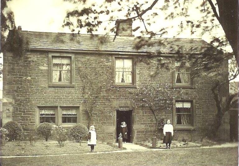 sowood-farm-house-01